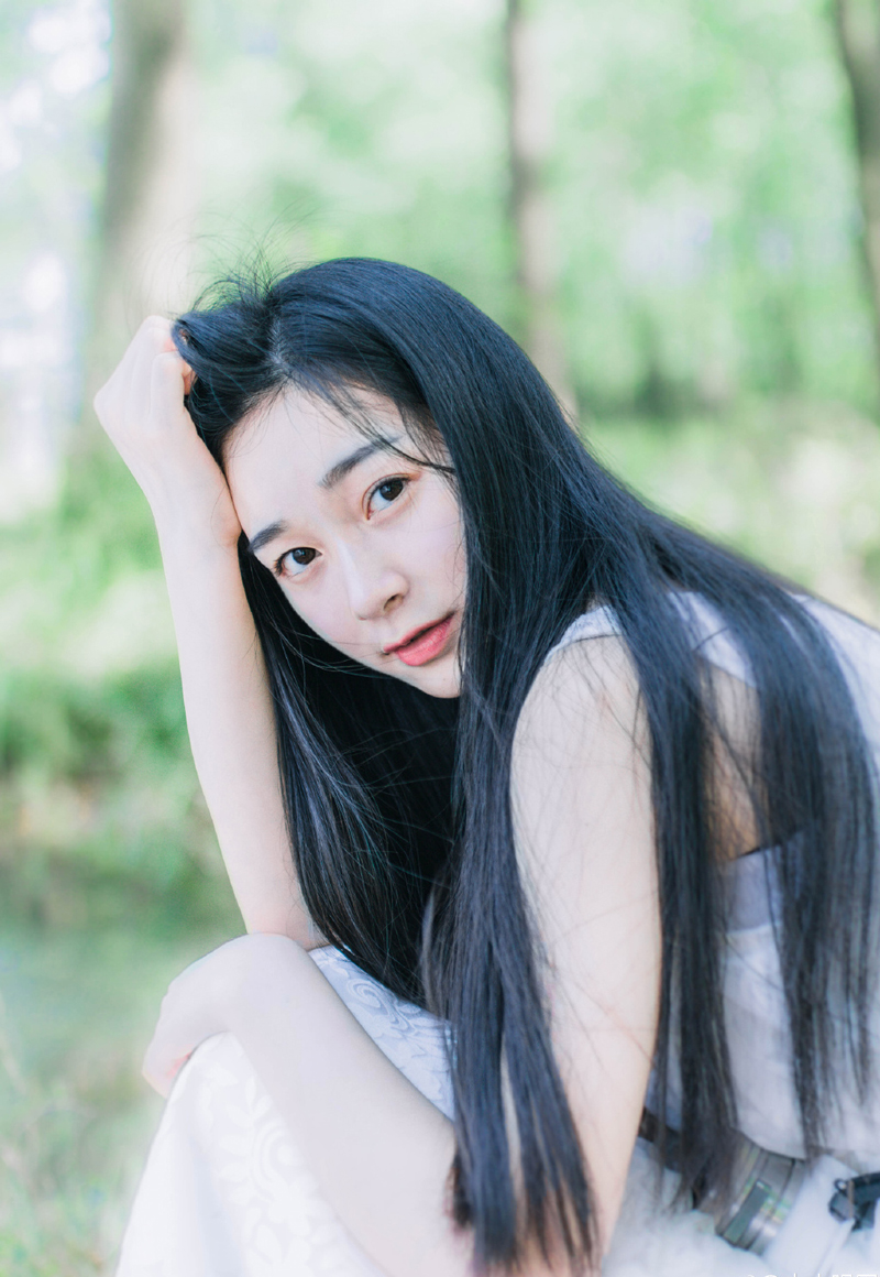 “云长没事便好，城上的情况，我已听闻，怨不得你。”刘备叹了口气，除了关羽这一支人马之外，其他攻上城墙的将士都被赶下来了，关羽上城最早，却是一直厮杀到鸣金时才撤退，足见关羽真的尽力了。